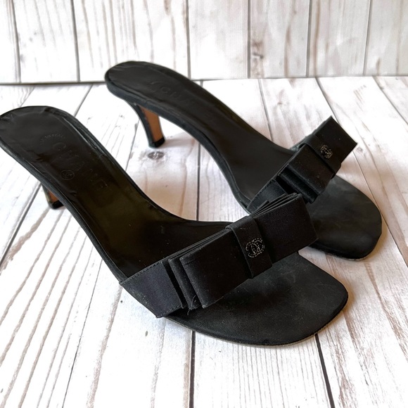 Authentic Chanel Black Slide Sandals - Picture 4 of 9